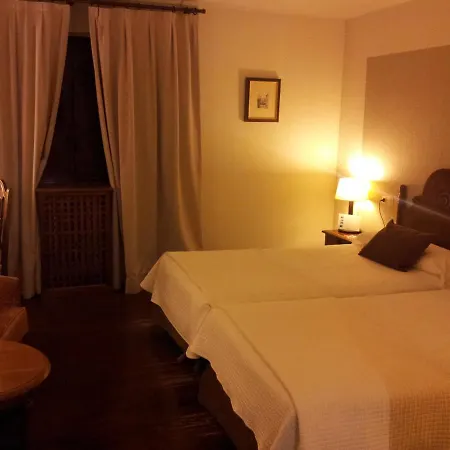 De Santillana Altamira 3*