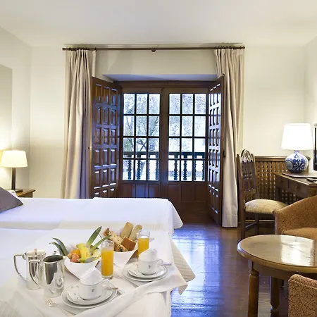 Hotel De Santillana Altamira 3*
