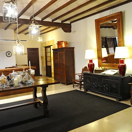 酒店 De Santillana Altamira 3*